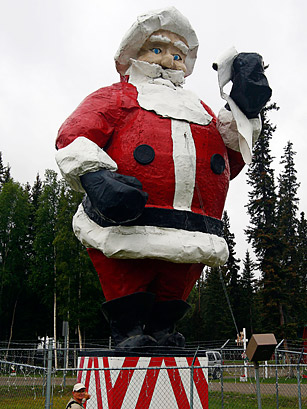 north pole alaska worlds largest santa