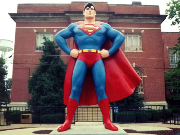 metropolis illinois superman statue